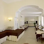 Hotel Mediterranee