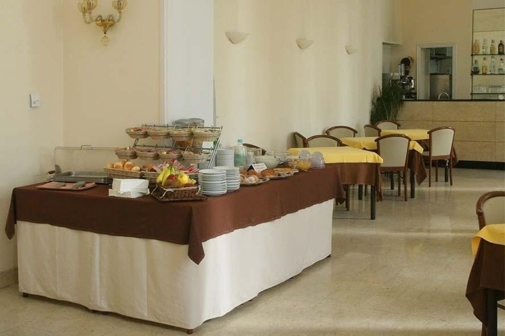 Hotel Mediterranee Genova