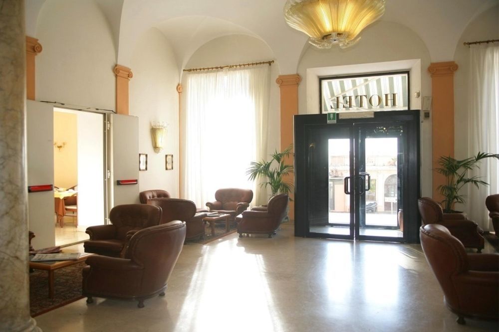 Hotel Mediterranee 3*