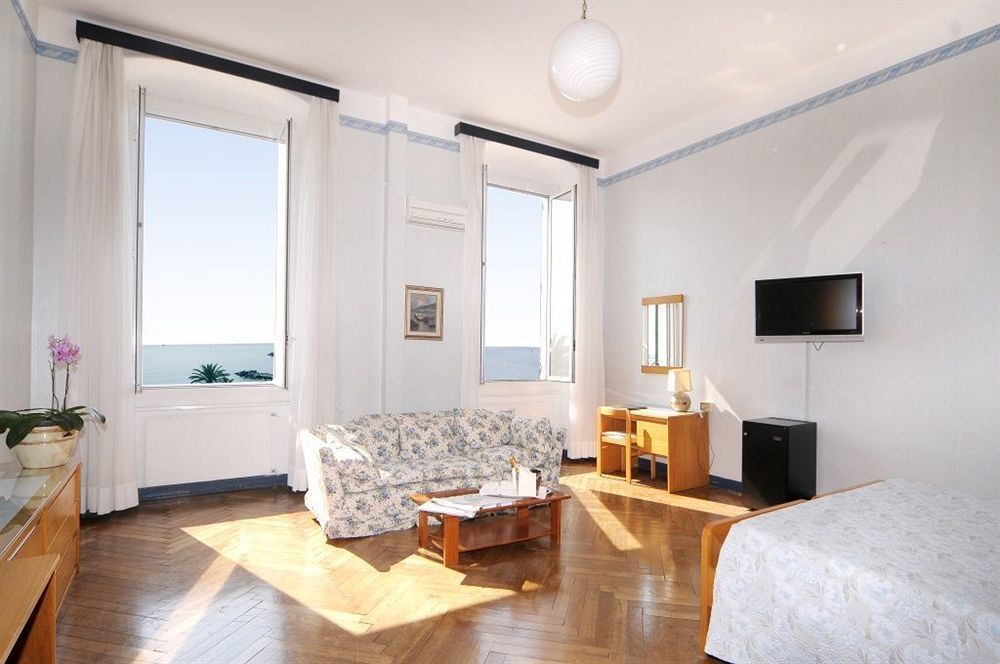 Hotel Mediterranee